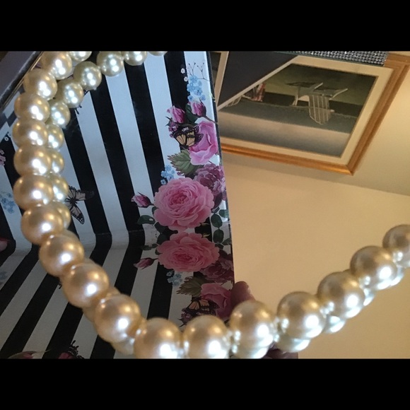 Beautiful large simulated pearls vintage - Picture 2 of 4